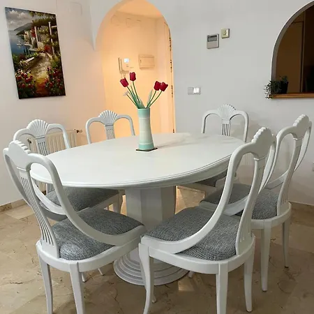 Frontline Golf Appartement *